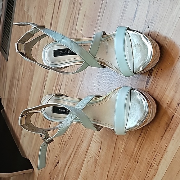 Platform Sandal - Picture 1 of 4